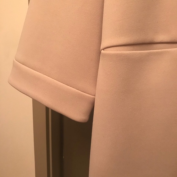 Oak and fort Beige coat - Picture 2 of 3